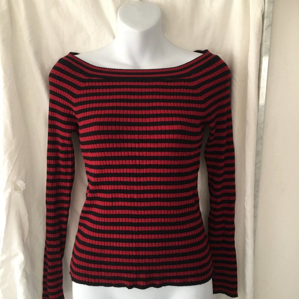 Form Fitting Women's (S) Cotton Long Sleeve